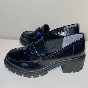 Crown Vintage Black Chunky Penny Loafers 9.5
